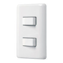 Placa armada 1 interruptor sencillo + 1 de 3 vías, BASIC