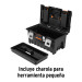 Caja p/herramienta 22" c/compartimentos y broches metálicos